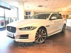 Jaguar XE 2.0D 180ch R-Sport AWD BVA8 blanc fuji