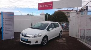 TOYOTA AURIS  