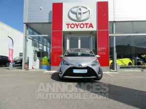 Toyota YARIS 100h Dynamic 5p gris aluminium