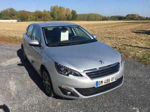 PEUGEOT  BlueHDi 120ch S&S BVM6 Allure