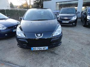 PEUGEOT  HDI 90 CH CONFORT PACK