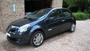 RENAULT Clio 100cv Initiale