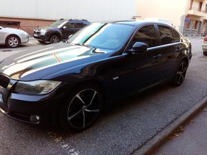 BMW 330d 245 ch Luxe A