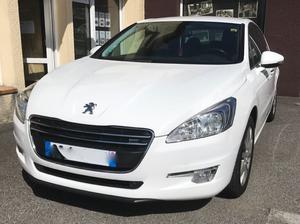 PEUGEOT  e-HDi115 Allure BMP6 GPS