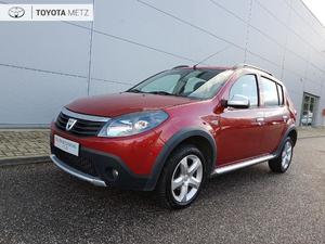 DACIA Sandero 1.5 dCi 90ch Stepway 1er Main