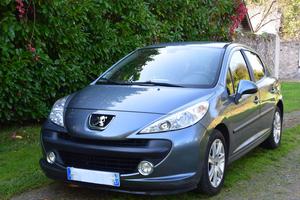 PEUGEOT  HDi 16V 90ch BLUE LION Style
