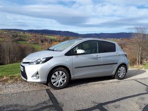 TOYOTA Yaris 100h Style