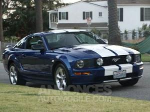 Ford Mustang GT California car Sonic Blue bleu