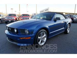 Ford Mustang RARE GT California Speciale parchemin bleu