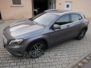 Mercedes Classe GLA 200 CDi Sensation, GPS, Xénon gris