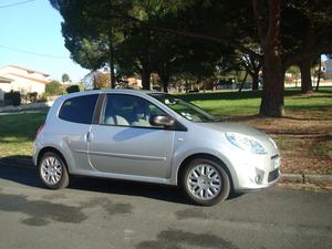 RENAULT Twingo II 1.5 dCi 85 eco2 Initiale