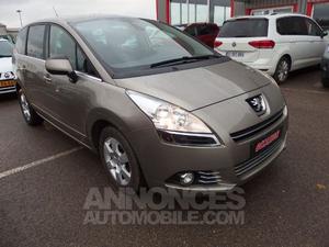 Peugeot  HDI112 FAP FAMILLY 5PL beige