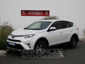 Toyota RAV D-4D Design 2WD blanc nacre