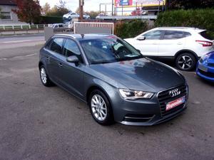 AUDI A3 1.6 TDI 105 ATTRACTION