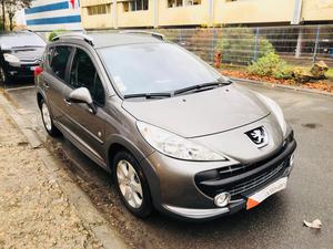 PEUGEOT  HDi 16V 90ch BLUE LION Trendy