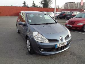 RENAULT Clio III 1.5 DCI 85CH LUXE DYNAMIQUE 5P