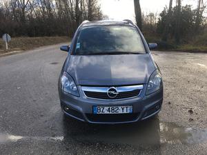 OPEL Zafira 1.9 CDTI 120 FAP Cosmo A