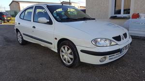 RENAULT Mégane 1.4i 16V Air