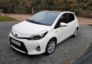 TOYOTA Yaris 100h Style