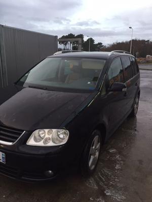 VOLKSWAGEN Touran S TDI 140 Carat DSG 5pl