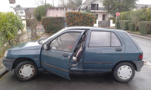 RENAULT Clio 1.4 RT A