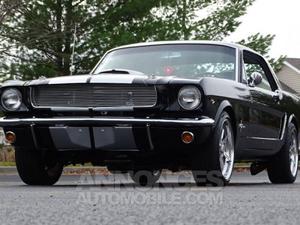 Ford Mustang  noir