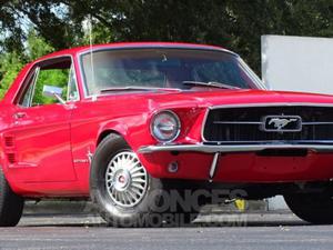 Ford Mustang  rouge