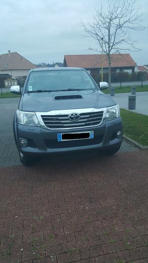 TOYOTA HILUX MC'11 X-TRA CAB 2.5L 144 D-4D 4x4 LEGENDE