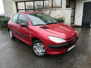 PEUGEOT 1.4 XR 75ch Presence 5p (A)