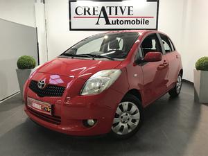 TOYOTA Yaris 87 VVT-I  KM