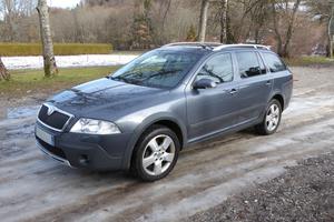 SKODA Octavia Combi 2.0 TDI x4 FAP Scout