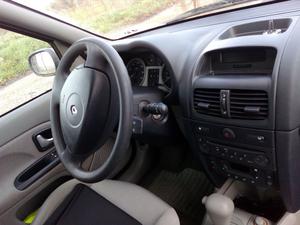 RENAULT Clio v Confort Pack Clim Dynamique Quickshift