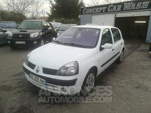 Renault CLIO blanc metal