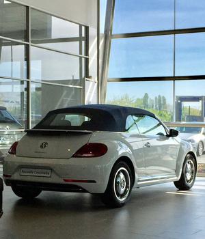 VOLKSWAGEN Coccinelle Cabriolet 1.6 TDI 105 FAP Vintage DSG7