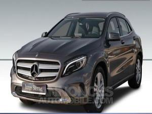 Mercedes Classe GLA 180 gris