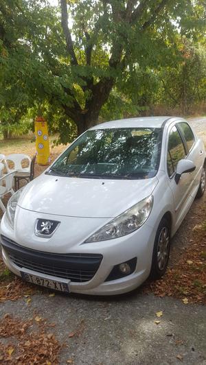 PEUGEOT  HDi 70ch BLUE LION Premium