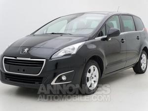 Peugeot  HDI Automaat Active + Panorama + GPS black