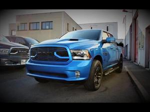 Dodge Ram  CREW CAB SPORT 5.7 L HEMI 4X4 HYDRO BLUE