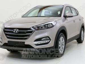 Hyundai TUCSON 1.7 CRDI DPF 115ch INTUITIVE white sand
