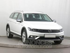 Volkswagen Passat 2.0 TDI Alltrack blanc