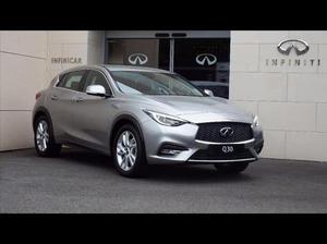 Infiniti Q30