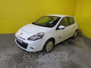 Renault CLIO 1.5 dCi 90ch 89g Express Clim eco2 5p blanc