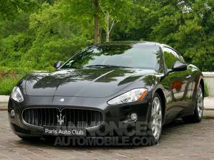 Maserati Gran Turismo 4.2 BVA gris anthracite métallisé