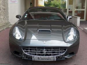 Ferrari California 4.3 v8 gris fonce