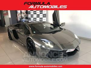 Lamborghini Aventador LP  argent