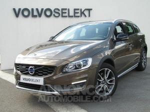 Volvo V60 Dch Summum Geartronic 8 bronze étiencellant