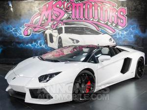 Lamborghini Aventador Roadster 6.5 V12 LP  blanc