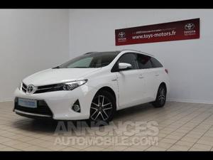 Toyota AURIS TOURING SPORTS HSD 136h SkyBlue blanc