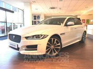 Jaguar XE 2.0D 180ch R-Sport BVA8 blanc fuji