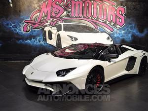 Lamborghini Aventador Roadster 6.5 V12 LP  SV blanc mat